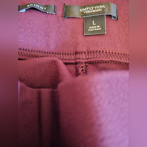 Simply Vera slacks - Picture 2 of 2